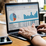 Simplifiez votre reporting mensuel avec une solution automatisée